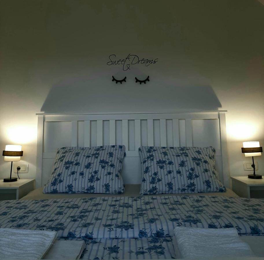 Elegant Inn Gospic Bagian luar foto